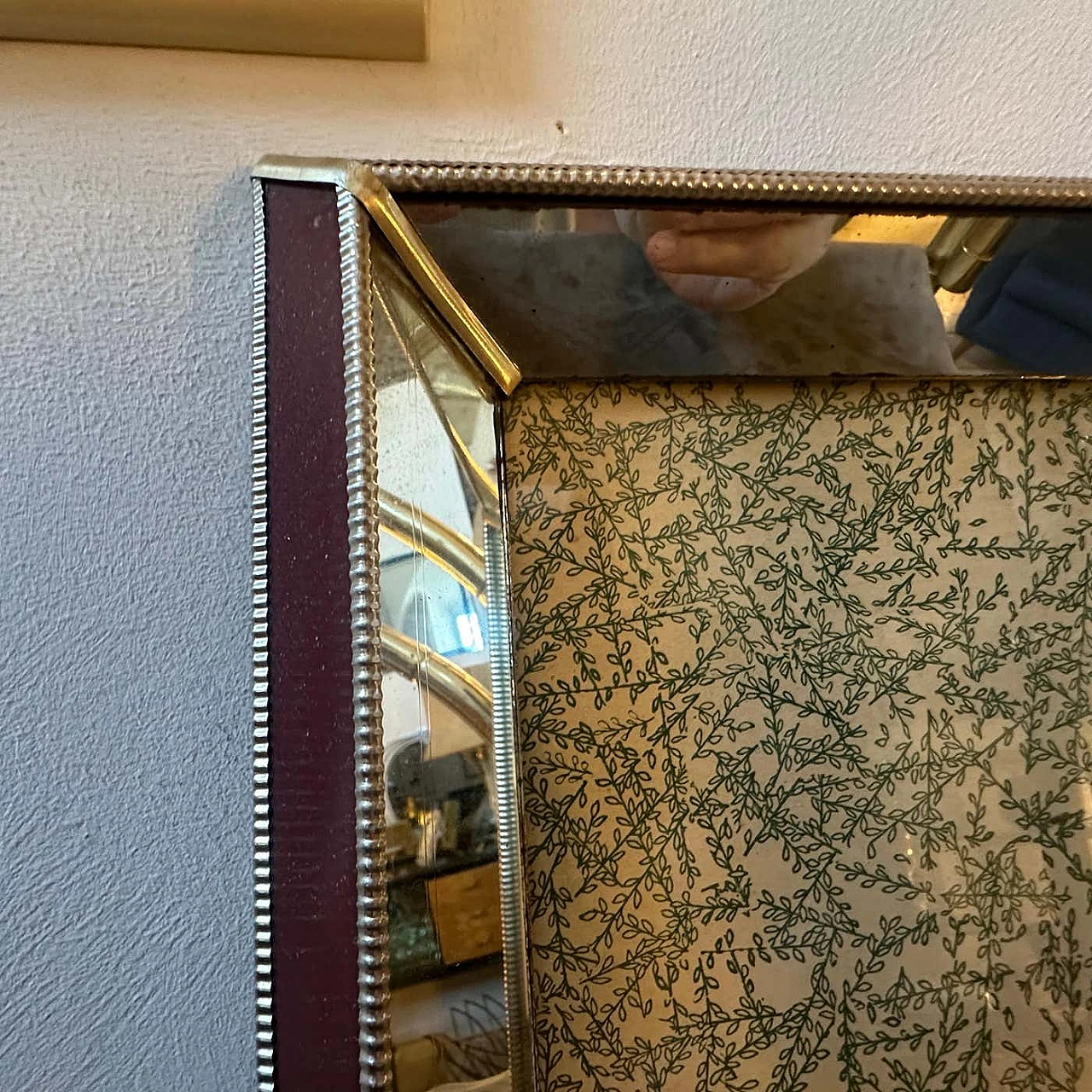 Pair of Art Deco frames in brass, burgundy and mirrored glass, 1930s 12