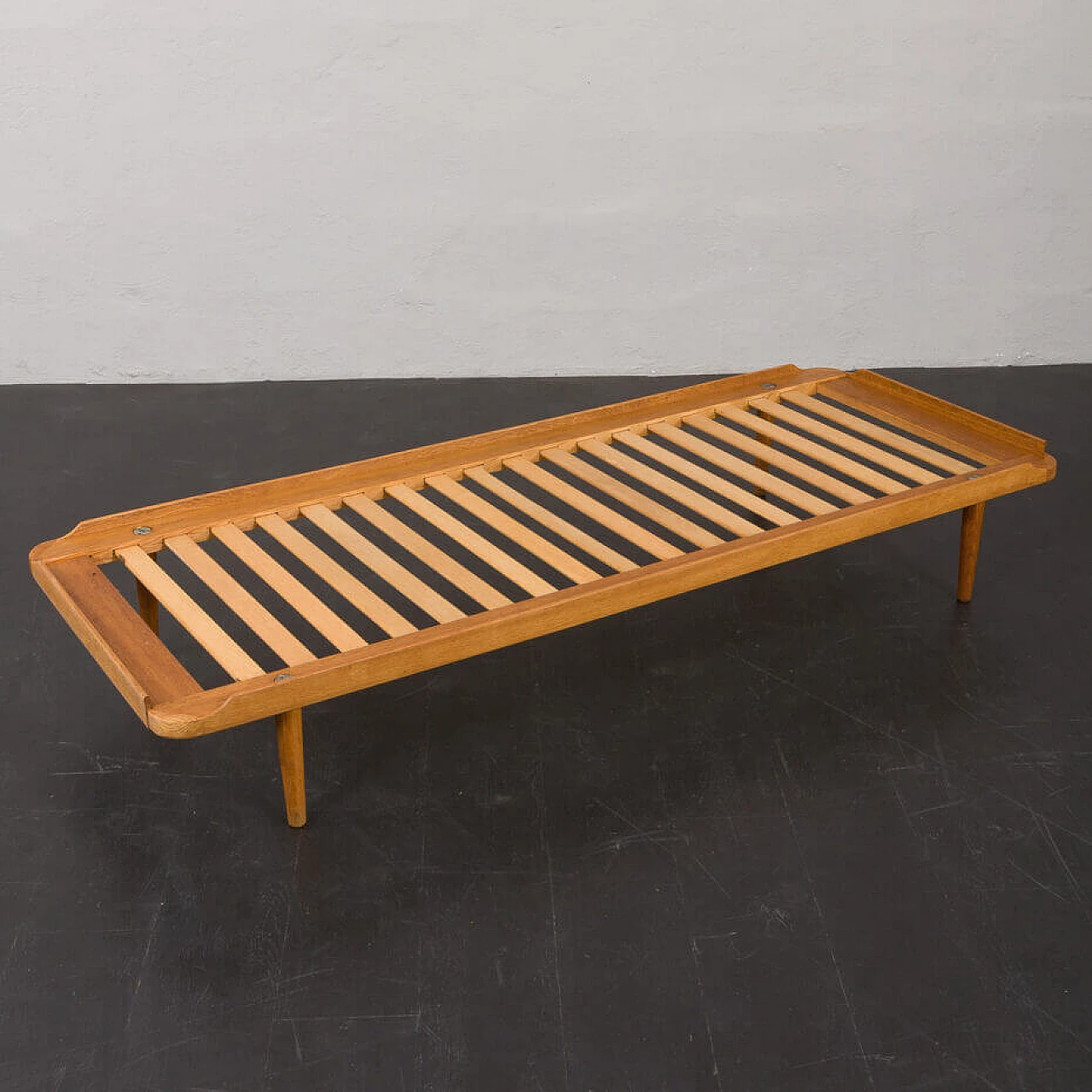 Danish solid oak and black leather daybed, 1960s 11
