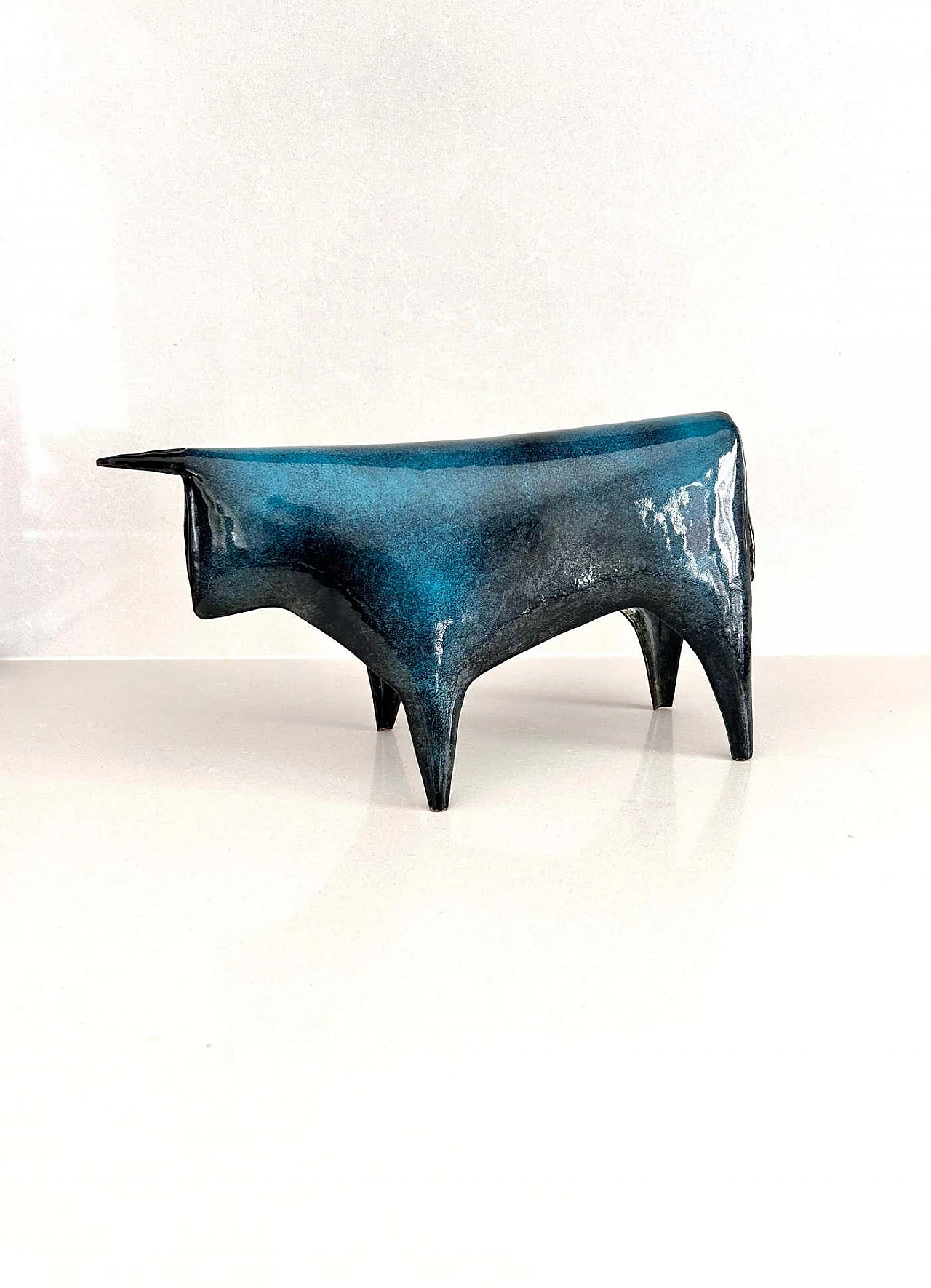 Scultura a forma di toro in rame smaltato di Gio Ponti per De Poli, anni '50 7