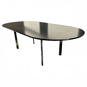 Tavolo ovale con base in alluminio e piano in gomma, anni '70