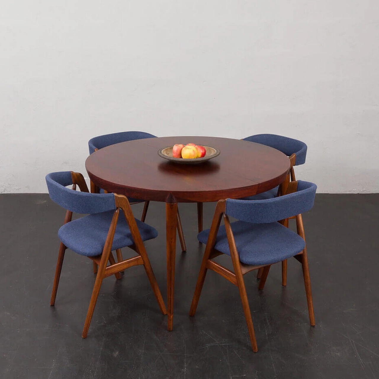 Extendable rosewood dining table by Severin Hansen for Haslev Mobler, 1960s 1