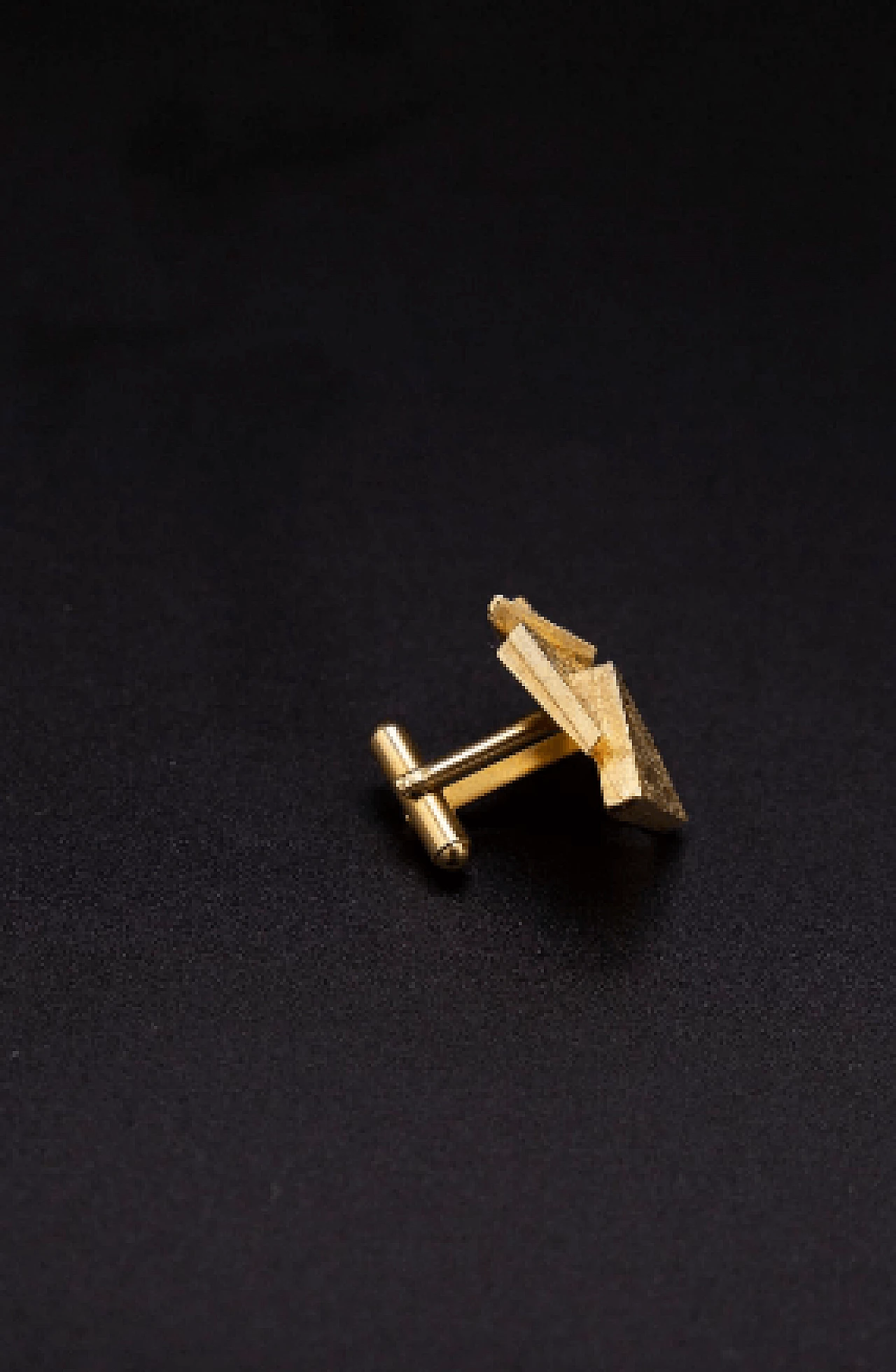 Pair of Art Deco gilded metal cufflinks, 1920s 4