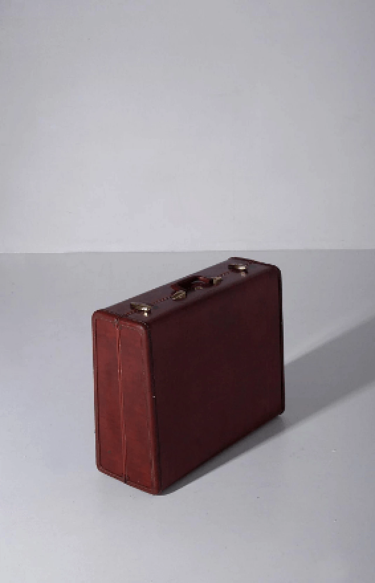 Leather Samsonite suitcase, 1950s 2