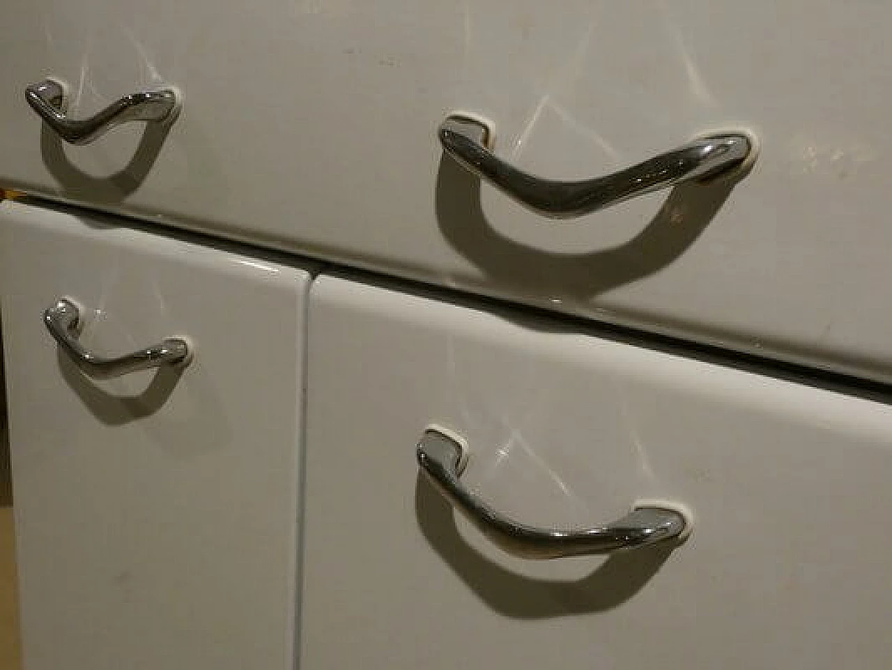 3 White enamelled metal storage cabinets, 1960s 9