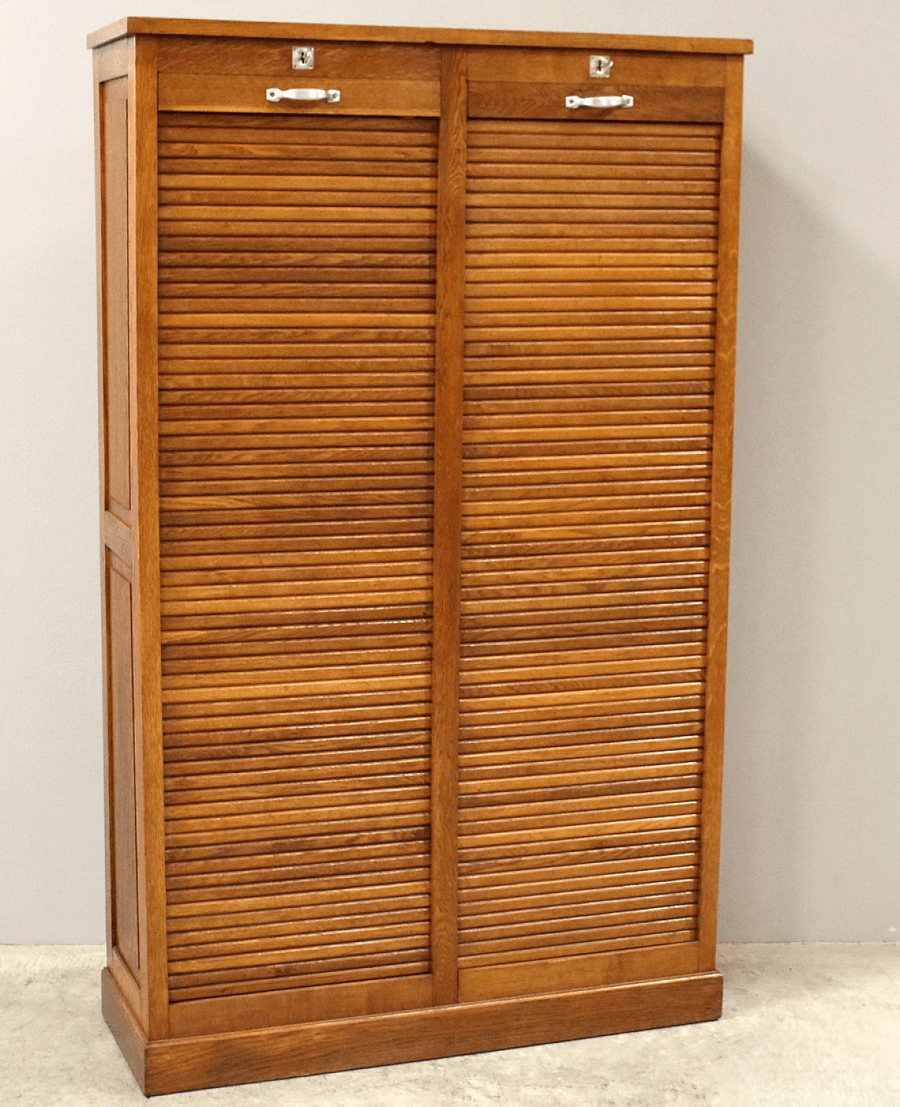 Oak double shutter filing cabinet, early 20th century 1