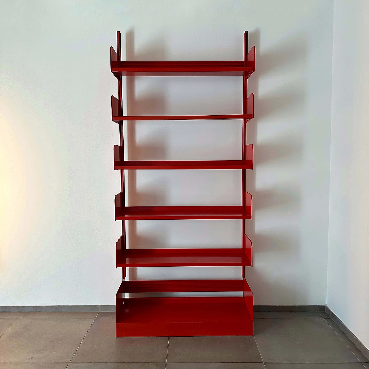 Red metal bookcase Congresso by Lips Vago, 1968 8