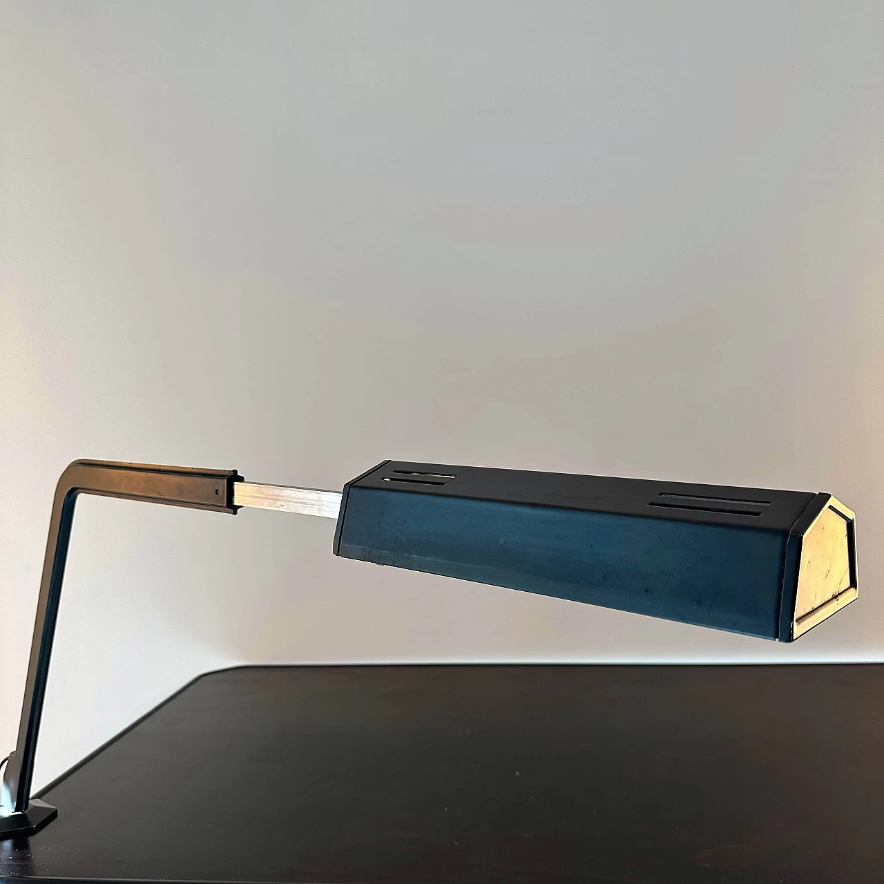 Lampada con morsetto Arco di BBPR per Olivetti, 1962 2