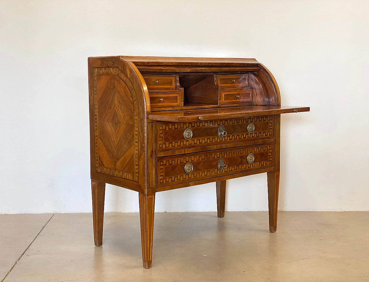 Louis XVI panelled and inlaid walnut roller writing desk, 18th century 2