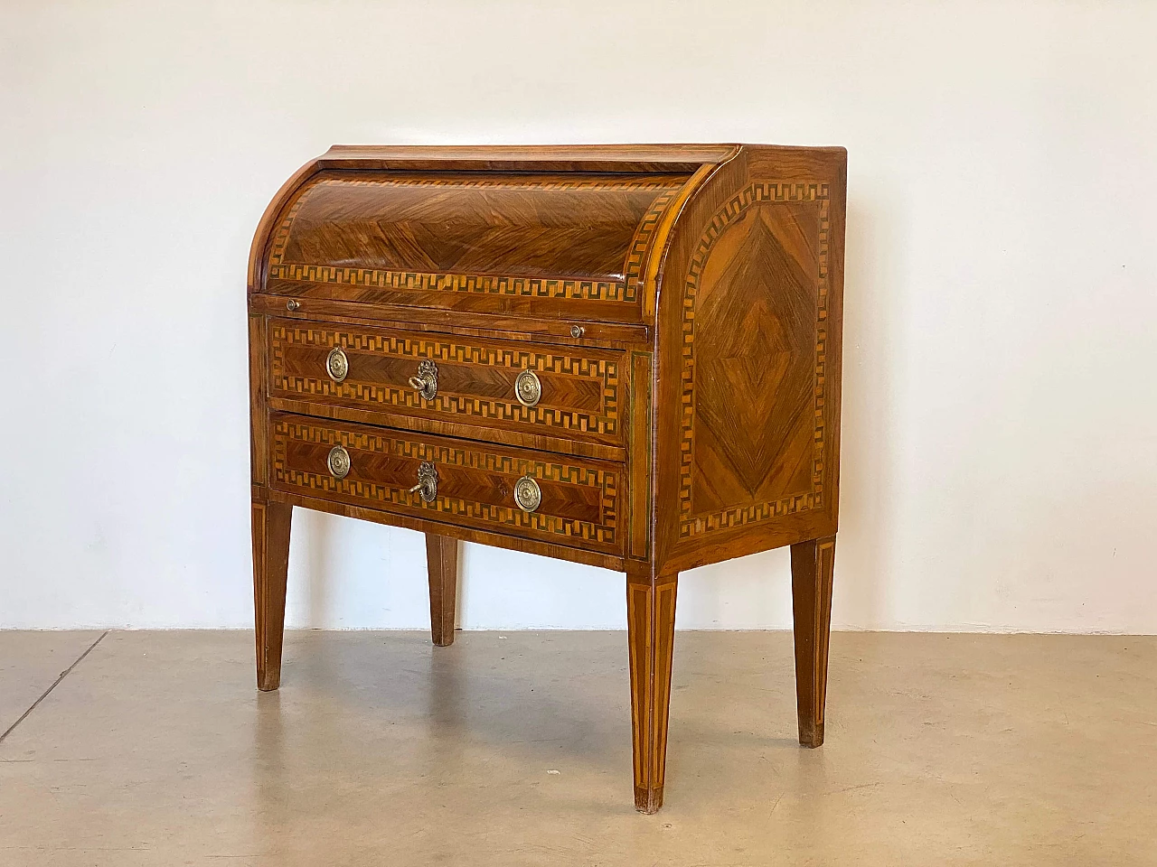 Louis XVI panelled and inlaid walnut roller writing desk, 18th century 16