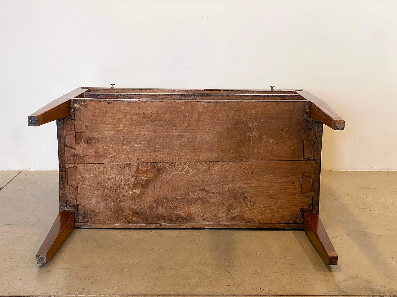 Louis XVI panelled and inlaid walnut roller writing desk, 18th century 23