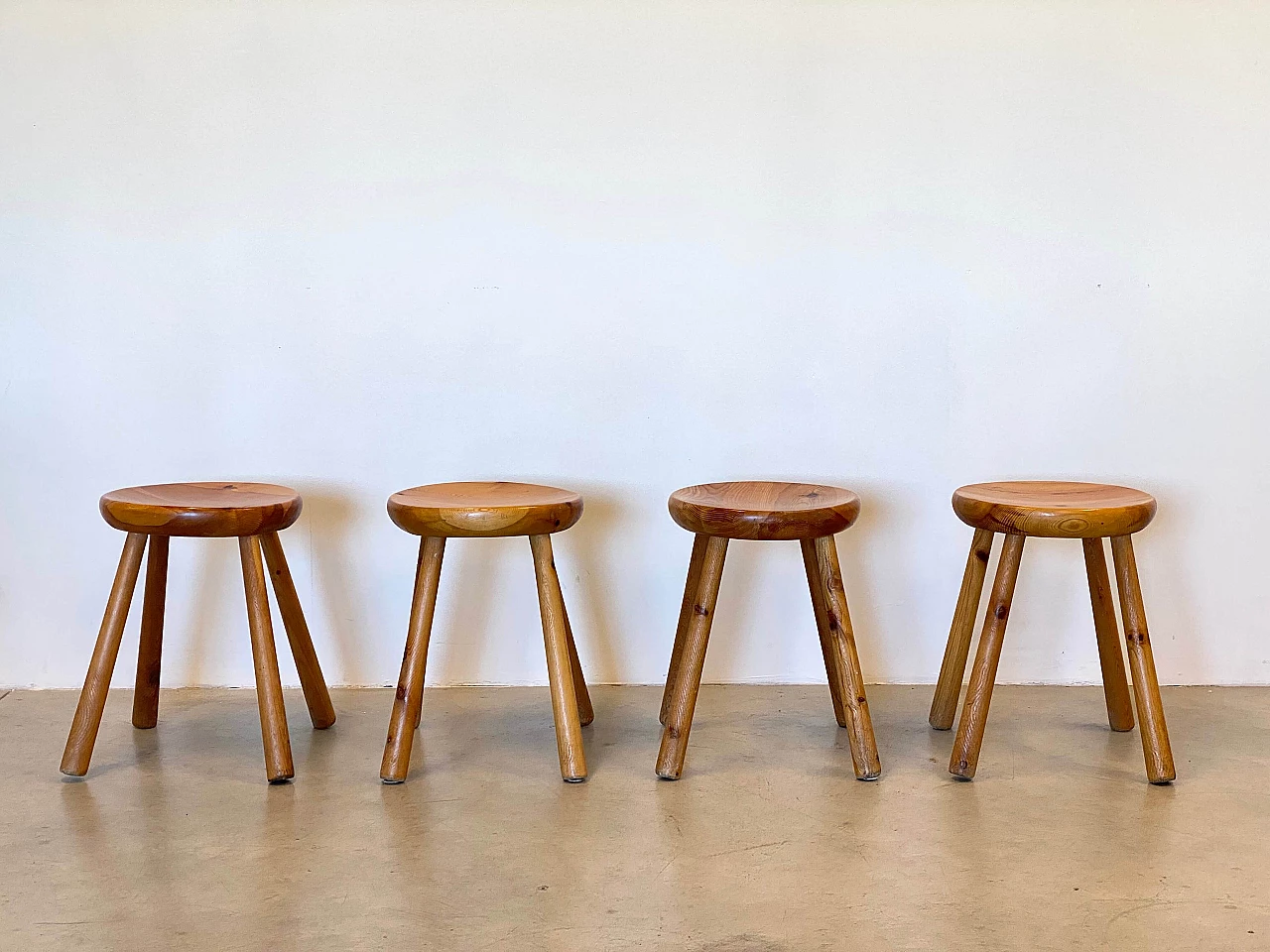 4 Pine stools in the style of Charlotte Perriand, 1960s 11