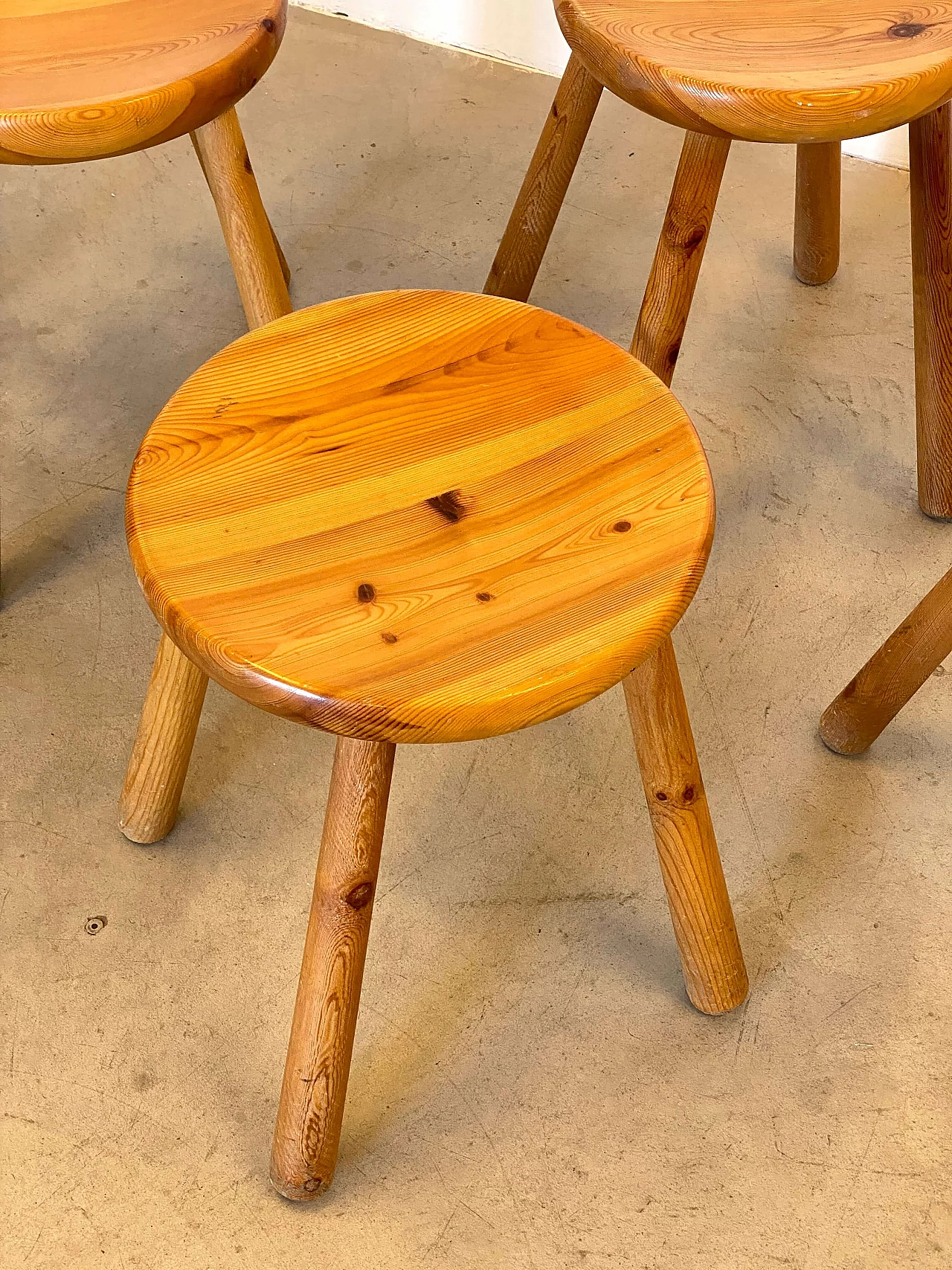 4 Pine stools in the style of Charlotte Perriand, 1960s 12