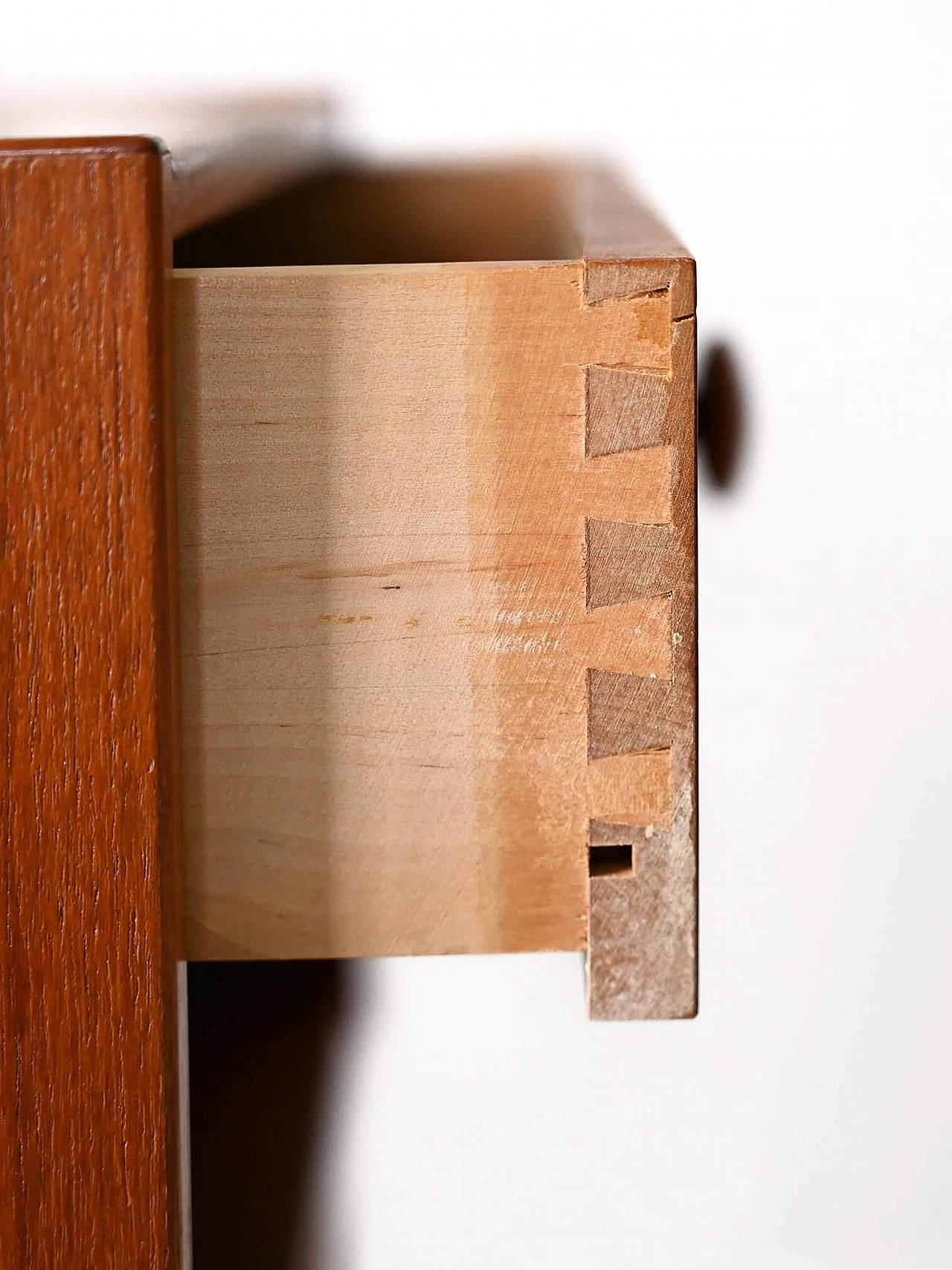 Comodino squadrato svedese in legno, anni '60 9