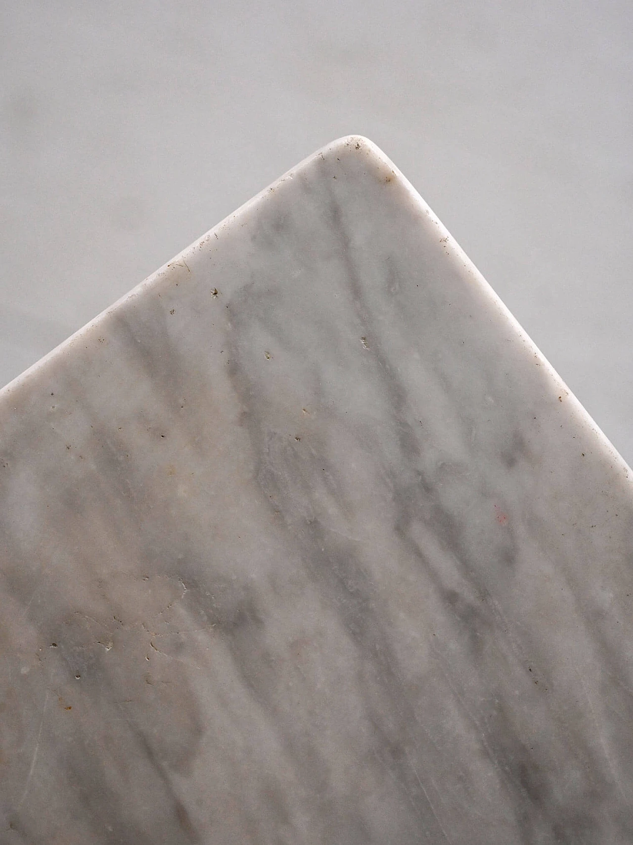 Pair of Deco bedside tables in blue wood with marble top, 1930s 7