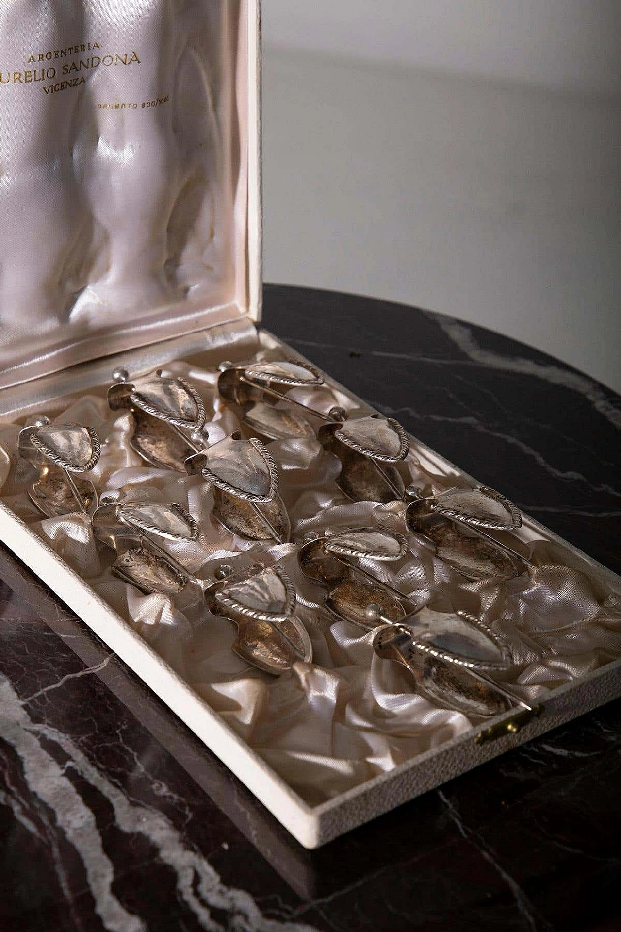 Set di spremiagrumi in metallo placcato argento, anni '60 9