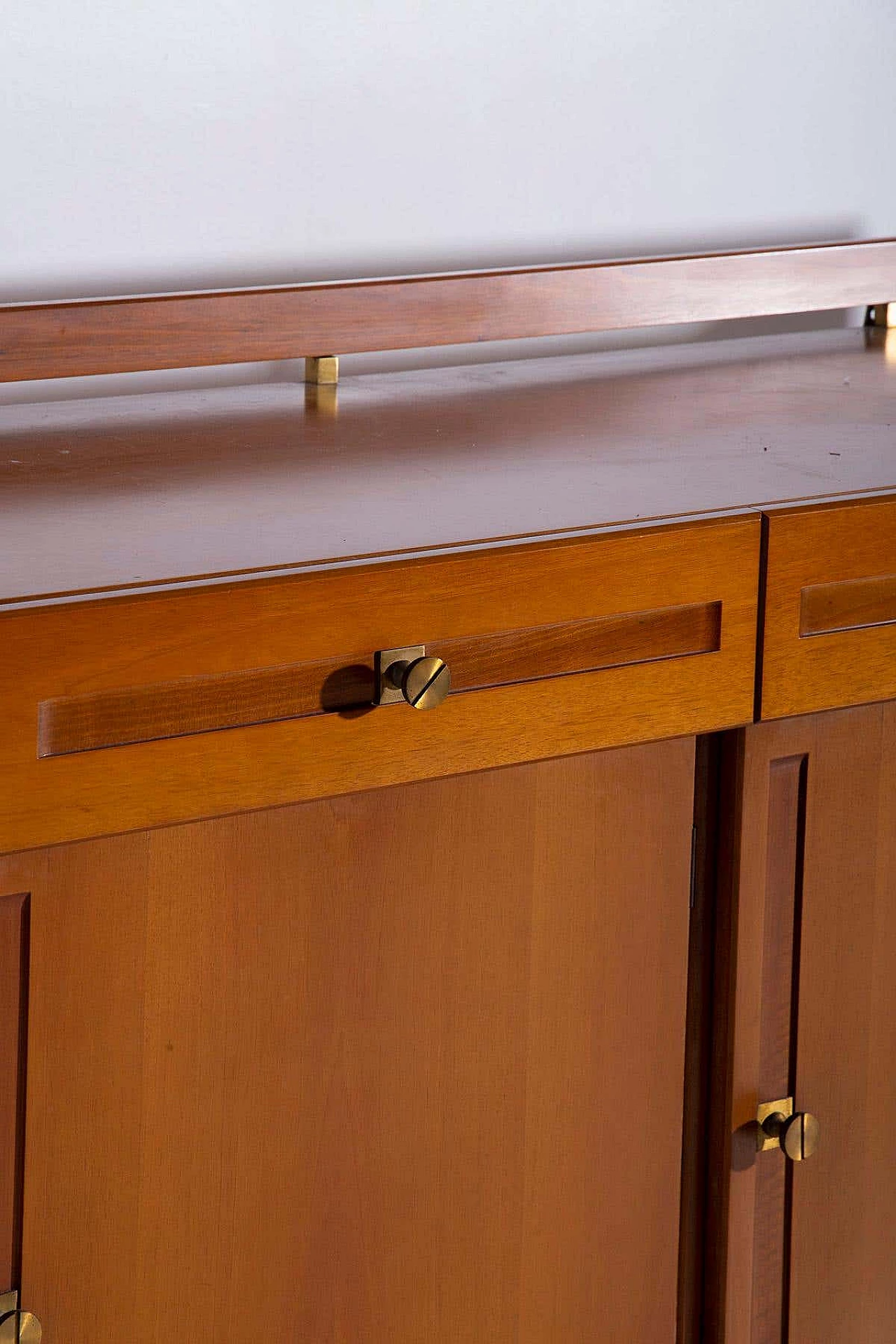 Walnut sideboard by Mobili d'arte Cantù, 1950s 2