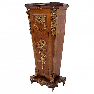 French wooden pedestal mounted in gilded bronze in Louis XVI style, early 20th century