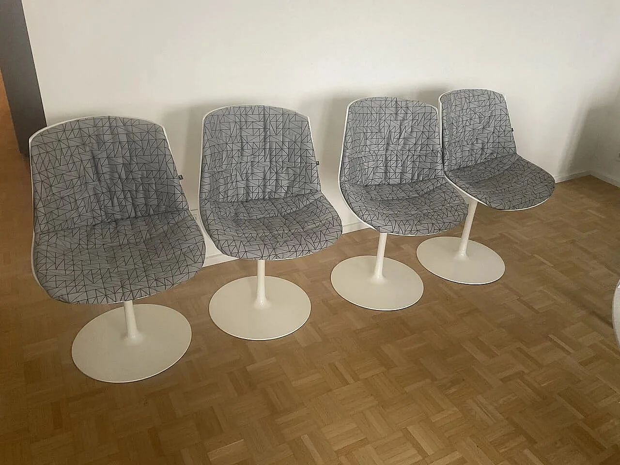 4 Flow chairs by Jean Marie Massaud for MDF Italia 1