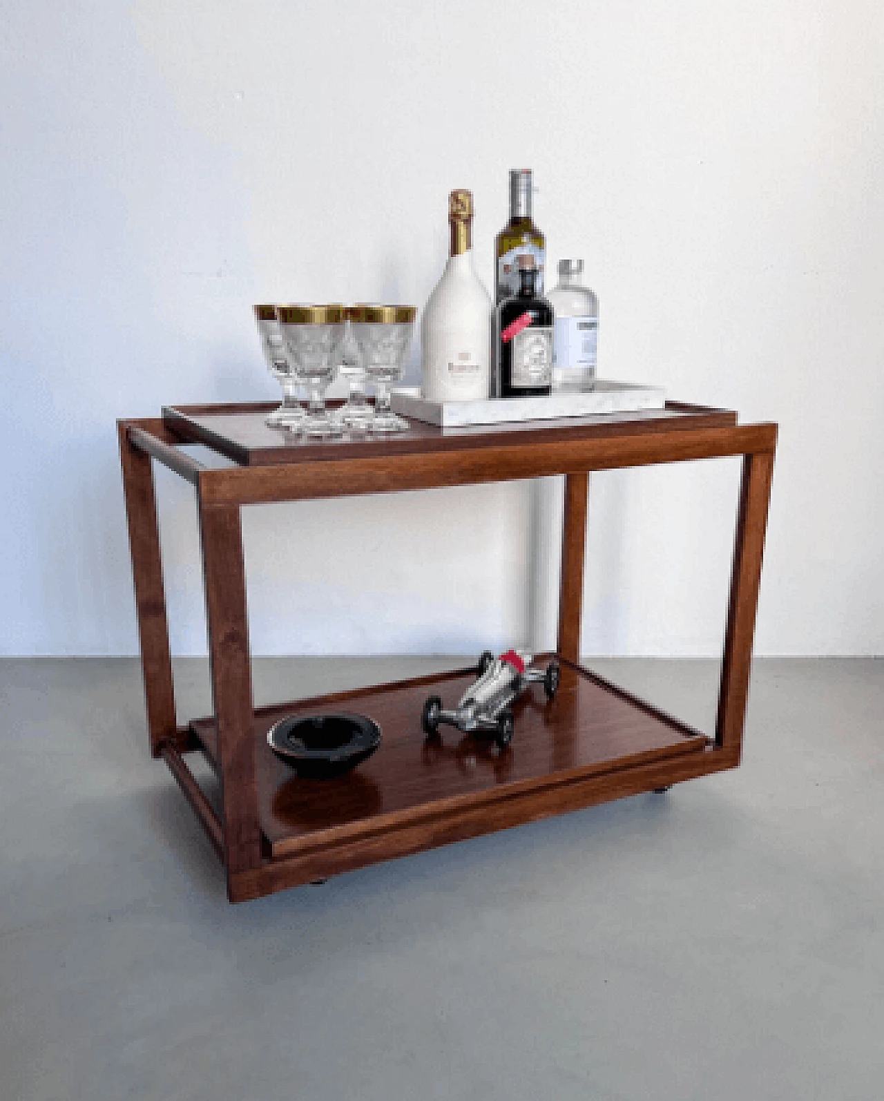 Bar cart 762 by Salvati and Tresoldi for Cassina, 1950s 4
