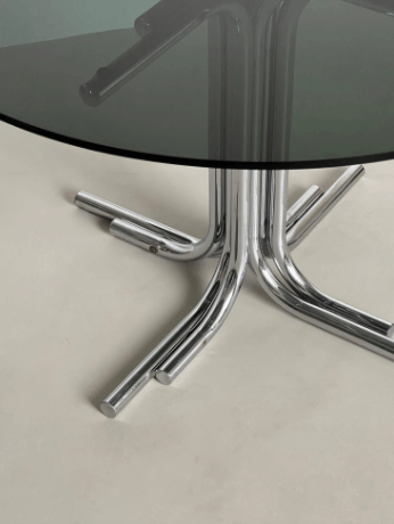 Space Age round chromed metal and smoked glass table, 1970s 4
