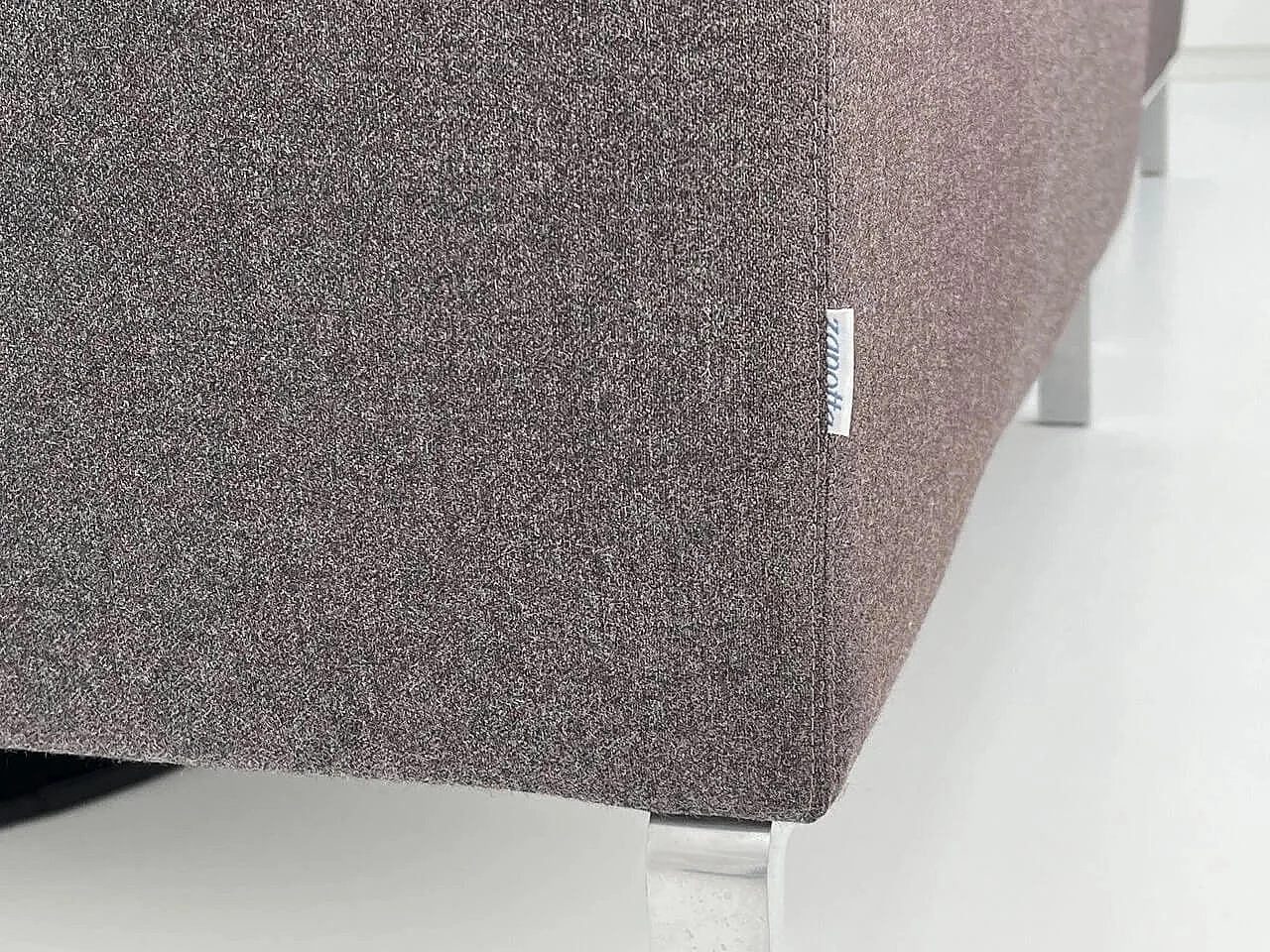 Greg sofa with pouf by EMAF Progetti for Zanotta 5