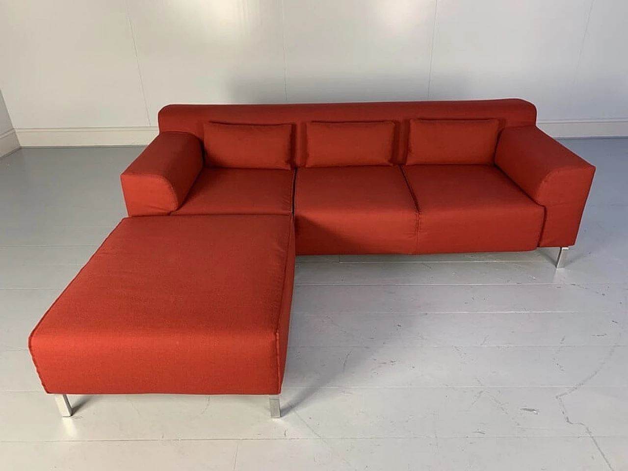 Greg sofa and pouf by EMAF Progetti for Zanotta 4