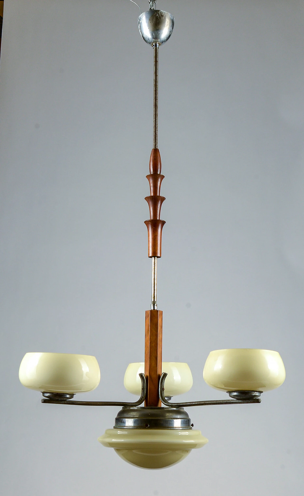 3-light chandelier with dove-grey glass and vintage turnings, mid-19th century 7