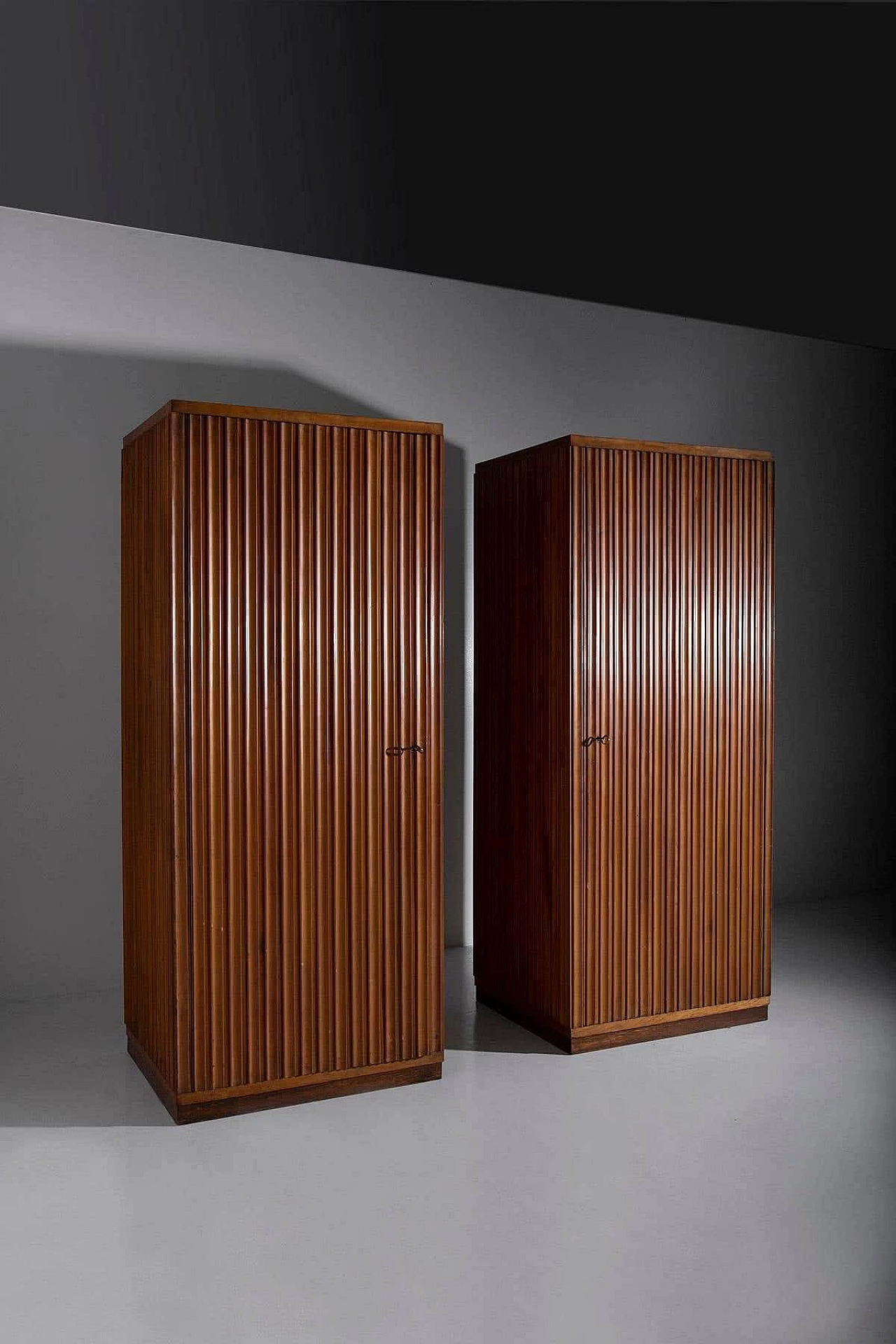 Armadio grissinato attribuito a Luigi Scremin di Fabbrica Mobili e Armadi Triestina, anni '50 5