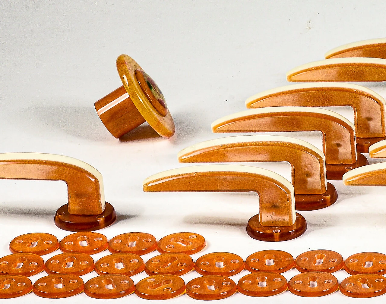 Bakelite door handles, mid-19th century 1