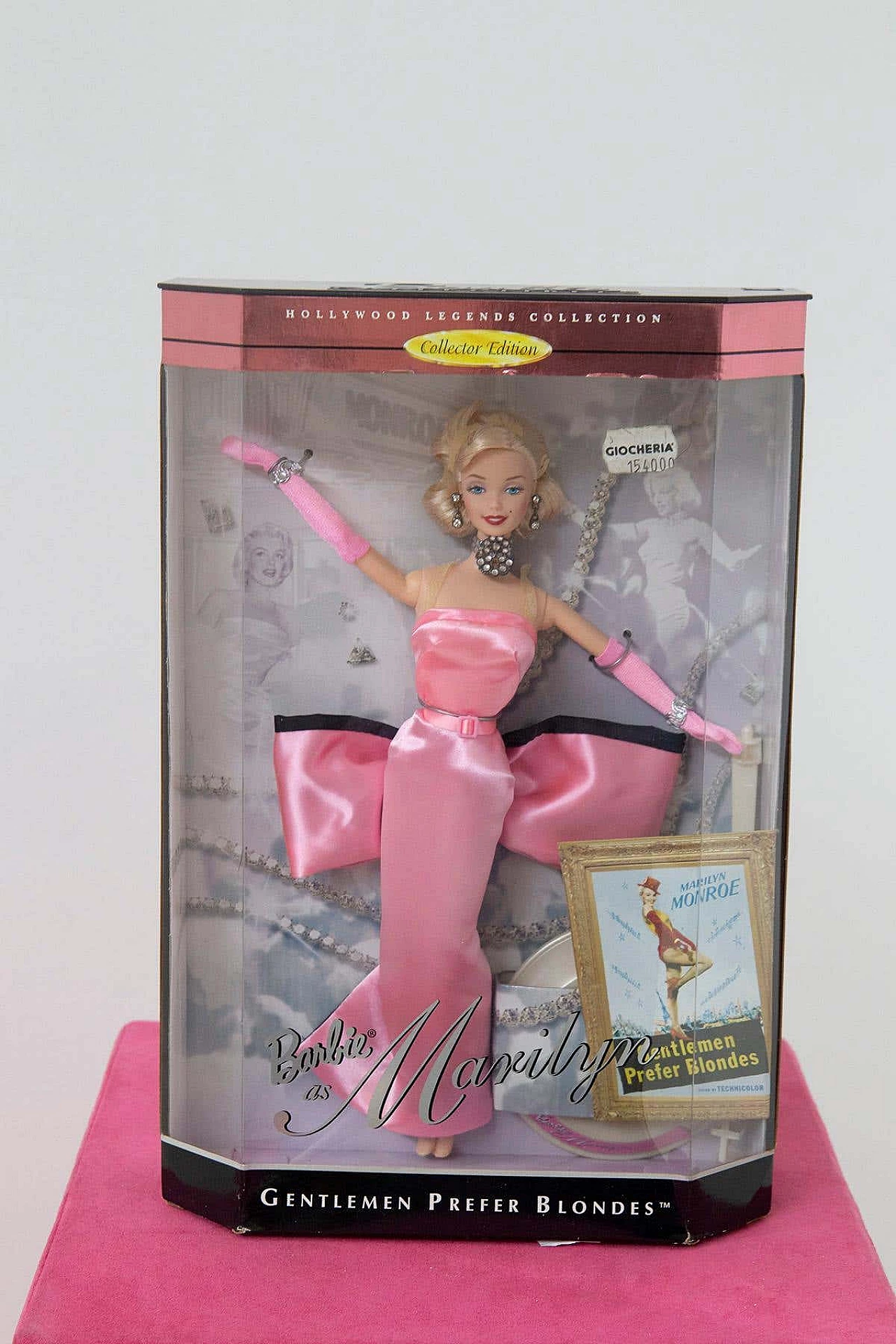 Barbie Marilyn Monroe by Mattel, 1997 3