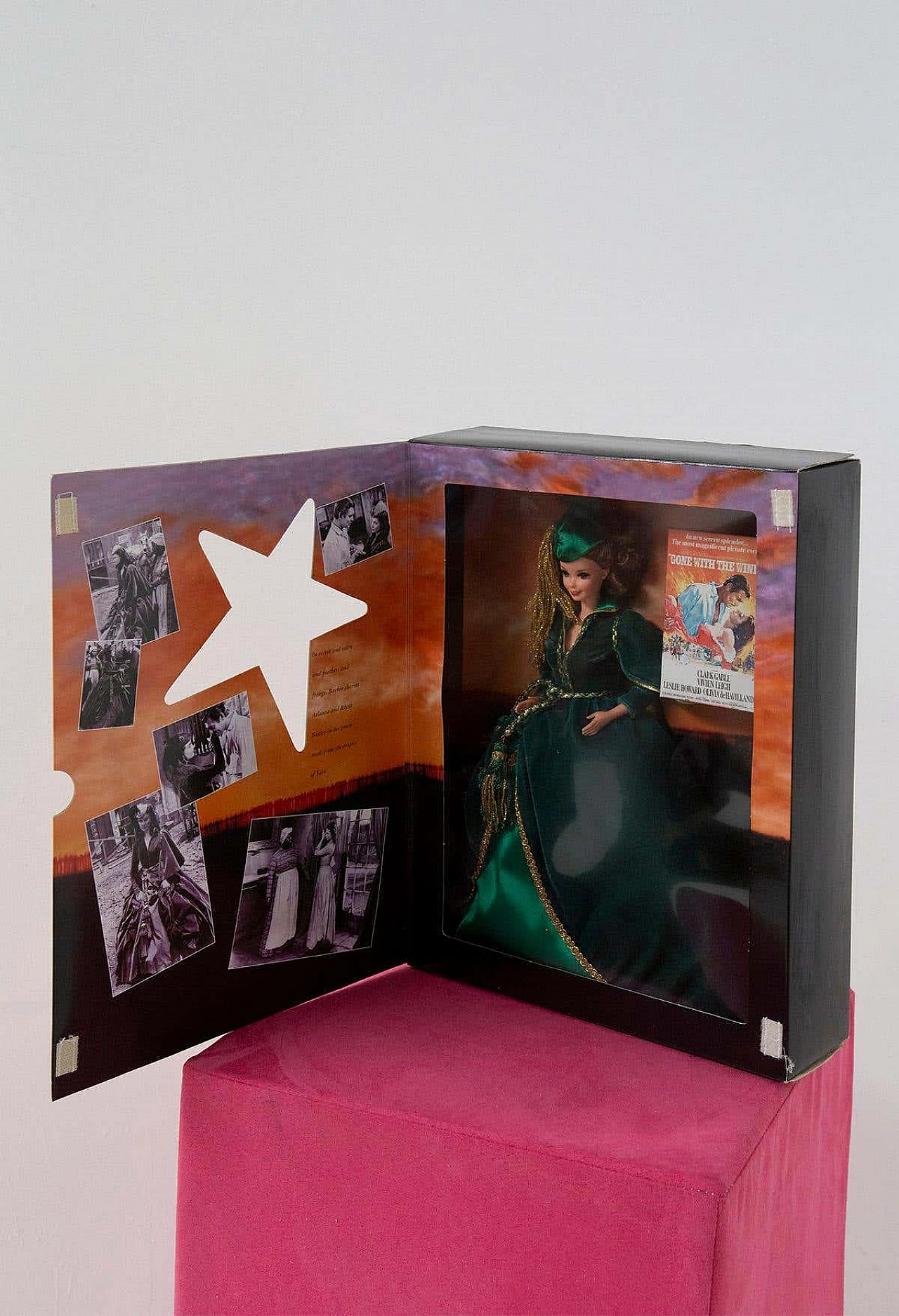 Barbie Rossella O'Hara in abito verde a drappeggio di Mattel, 1994 4