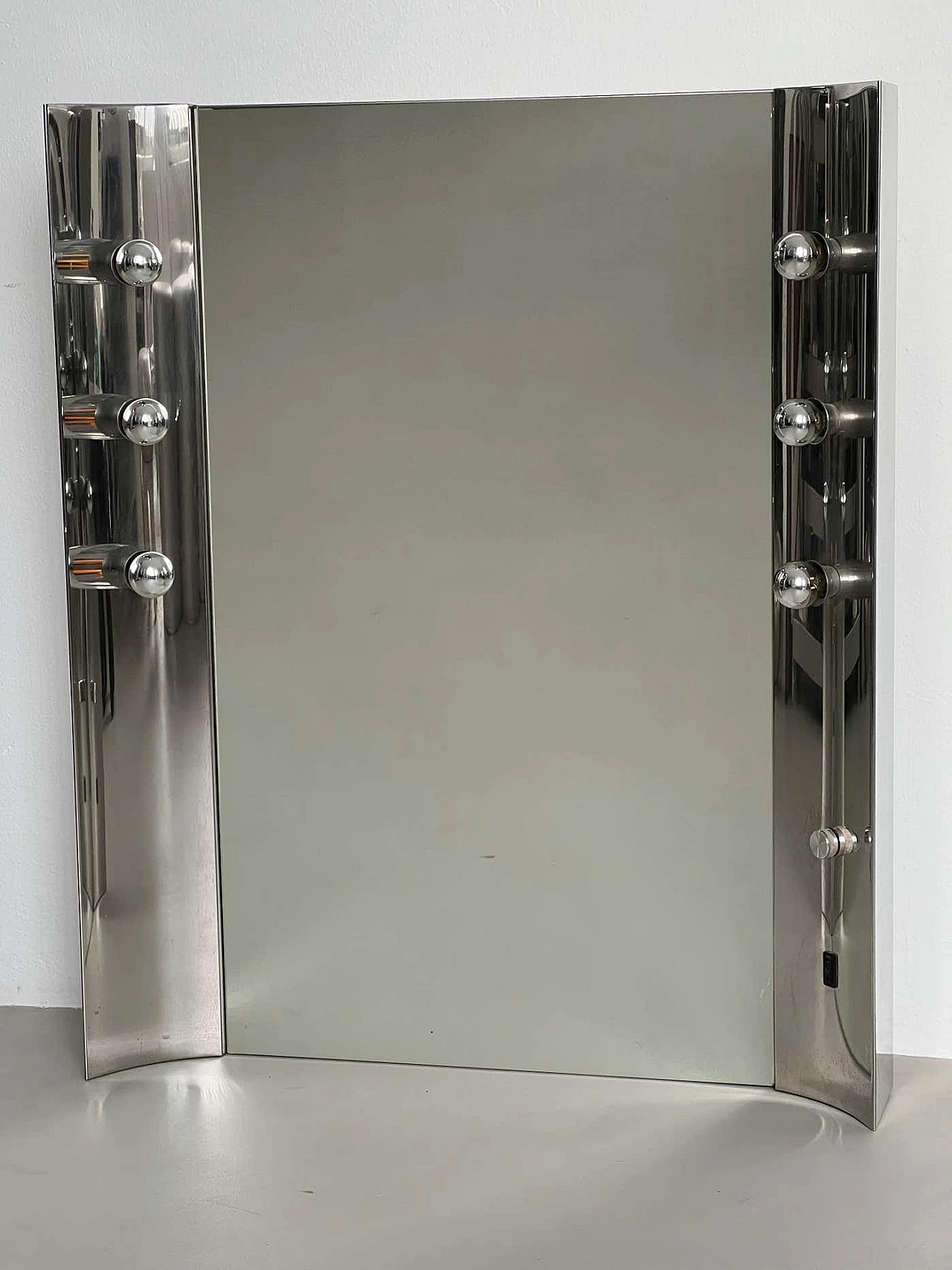 Specchio / Vanity anni '70 in metallo cromato da ingresso o bagno 4