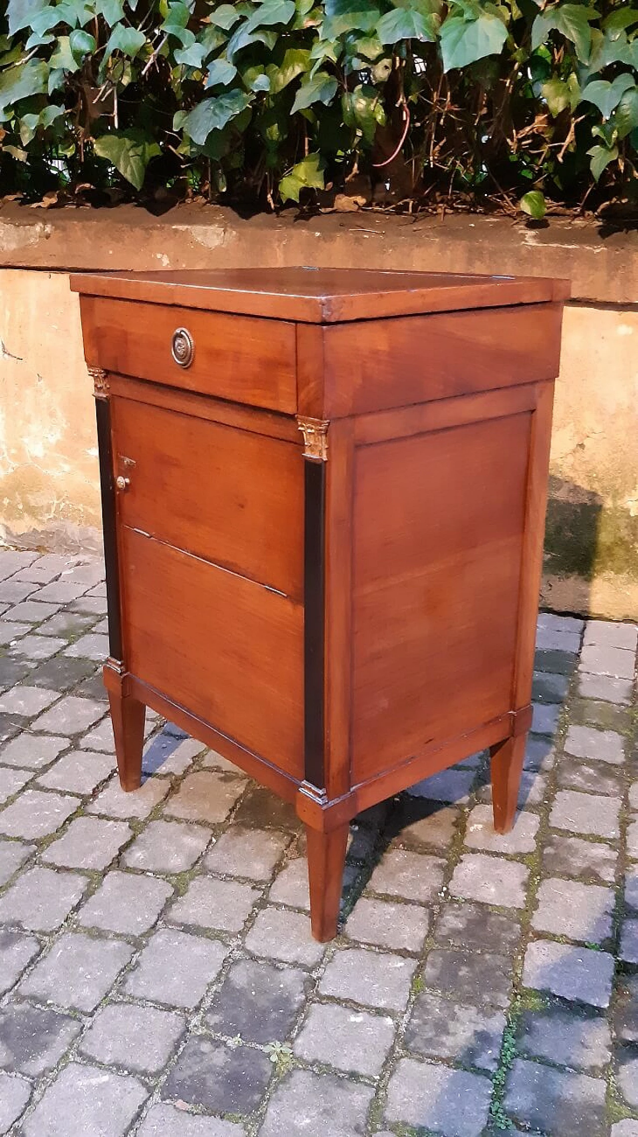 Empire bedside table in solid walnut with ebonized columns, early 19th century 2