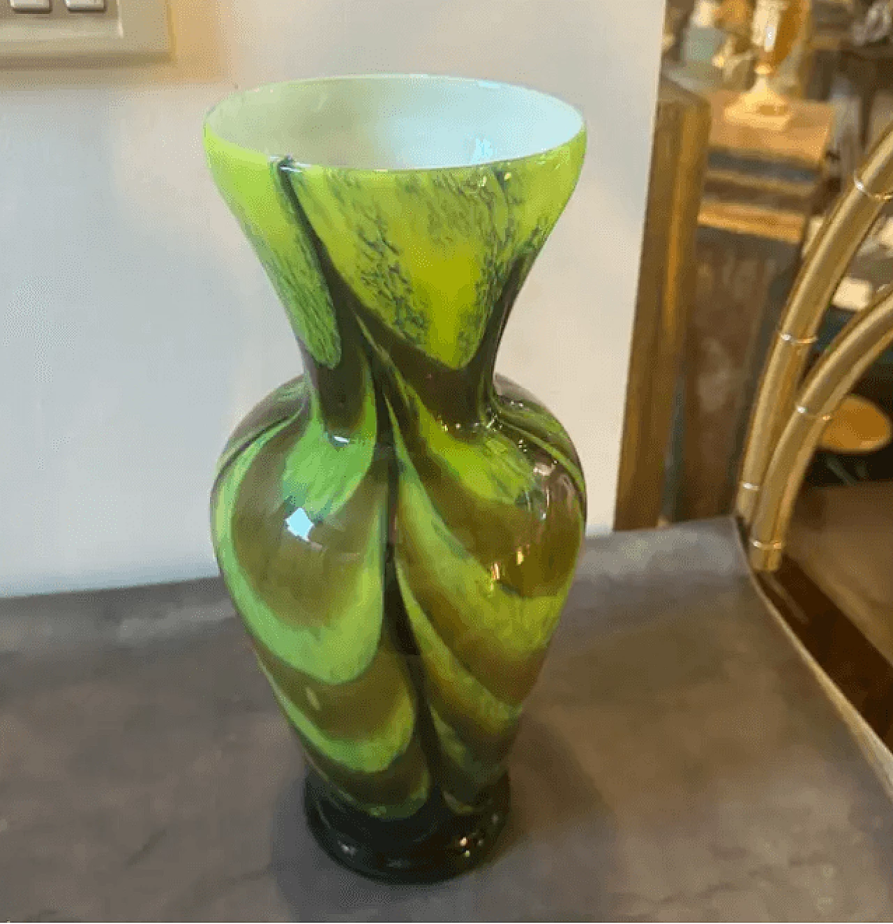 Vaso in vetro opalino verde, marrone e nero di Carlo Moretti, anni '70 10
