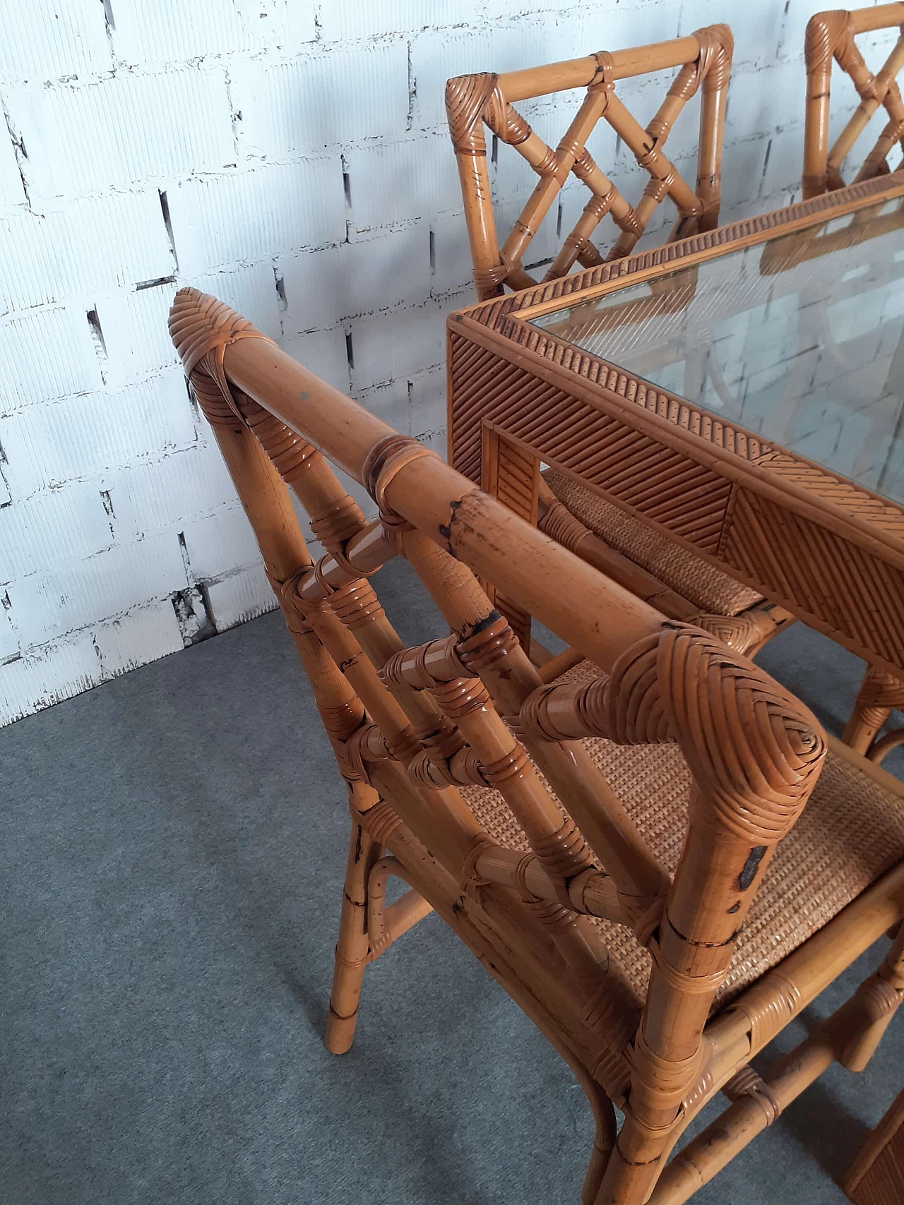 6 Bamboo chairs and table attributed to Vivai del Sud, 1960s 9