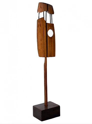 Elvio Becheroni, Totem, scultura in legno e ferro, 1988