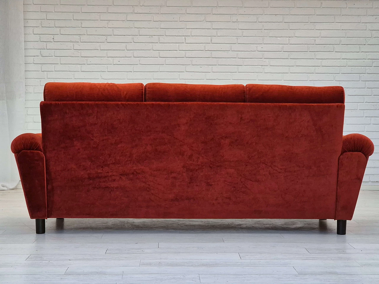 Danish three-seater velvet sofa, 1980s 11