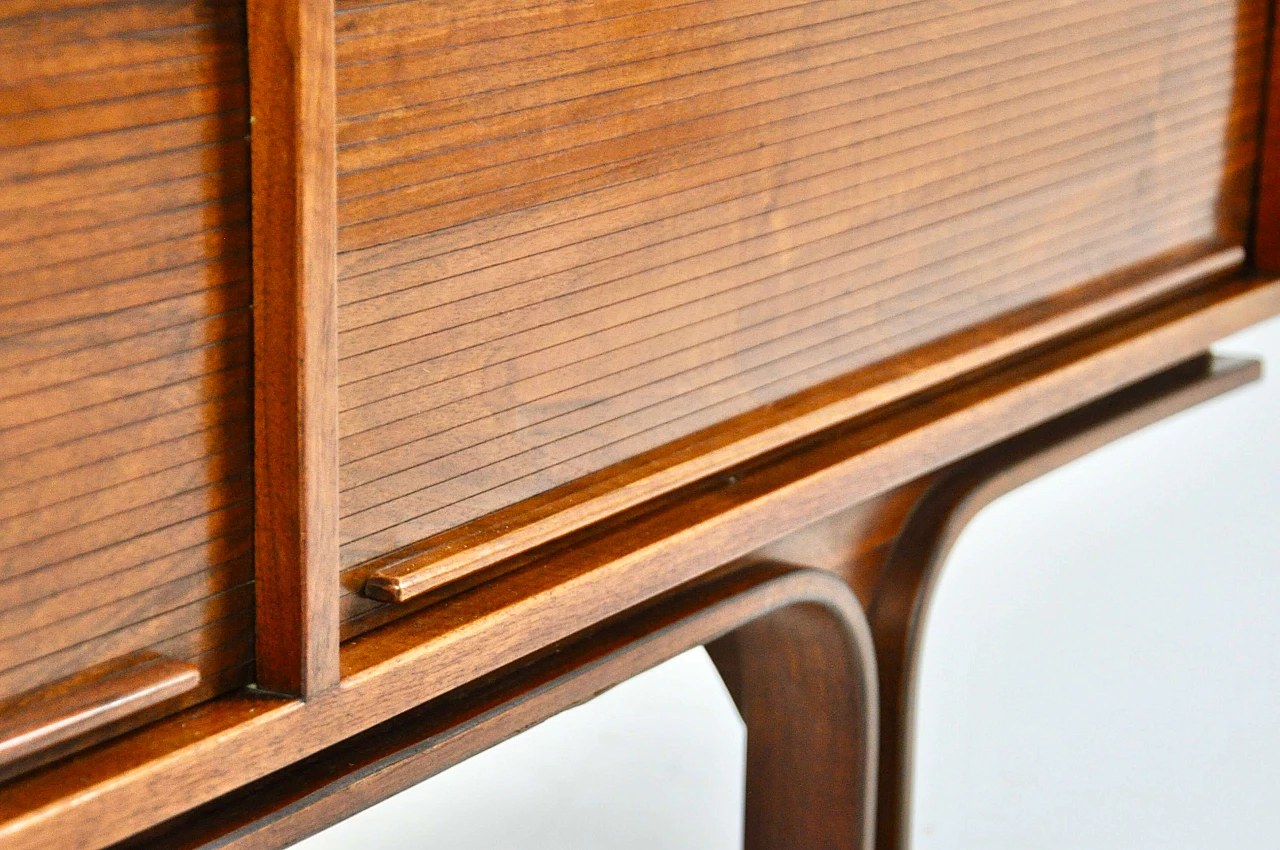 Credenza in legno ad ante scorrevoli di Gianfranco Frattini per Bernini, anni '50 7