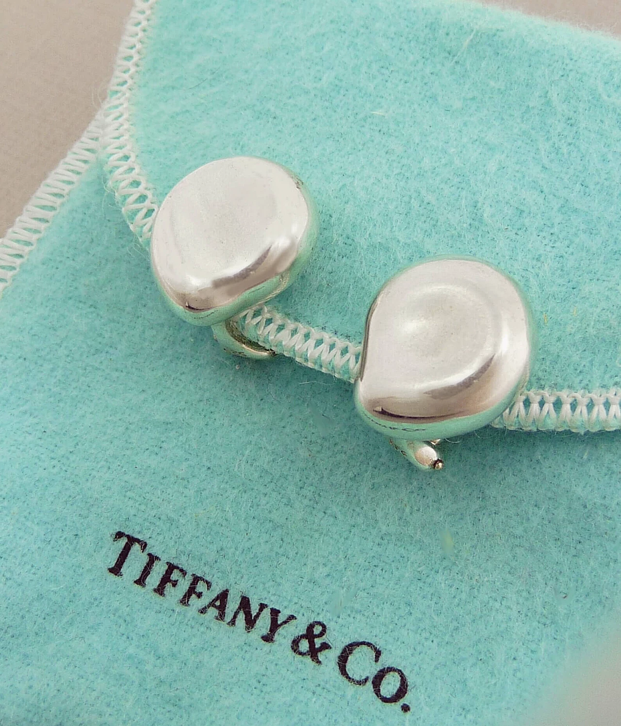 Bean earrings by Elsa Peretti for Tiffany & Co, 1990s 8