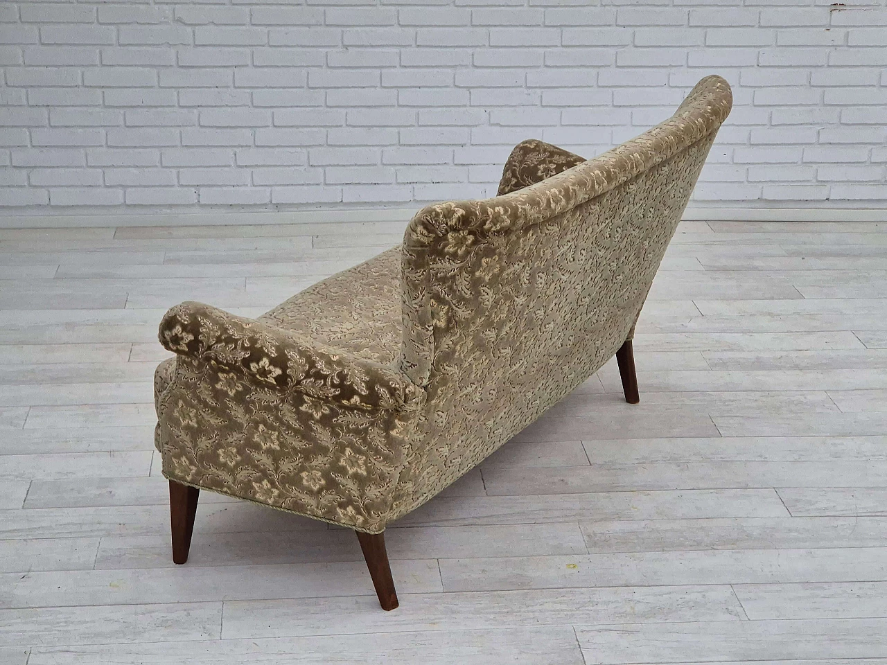 Divano in faggio e velluto verde di Fritz Hansen, anni '60 6