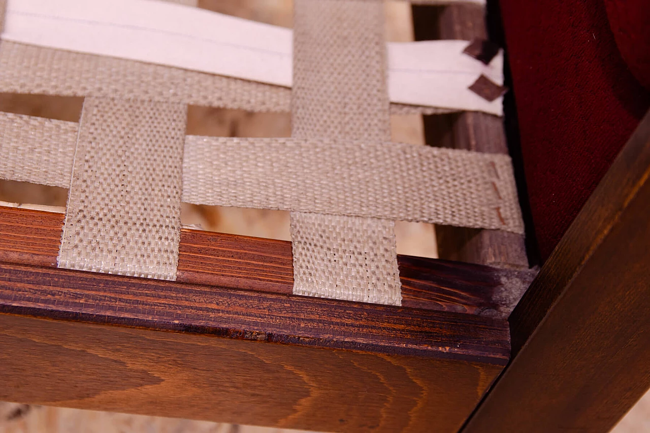 Divano stile scandinavo in faggio e tessuto rosso, anni '70 14