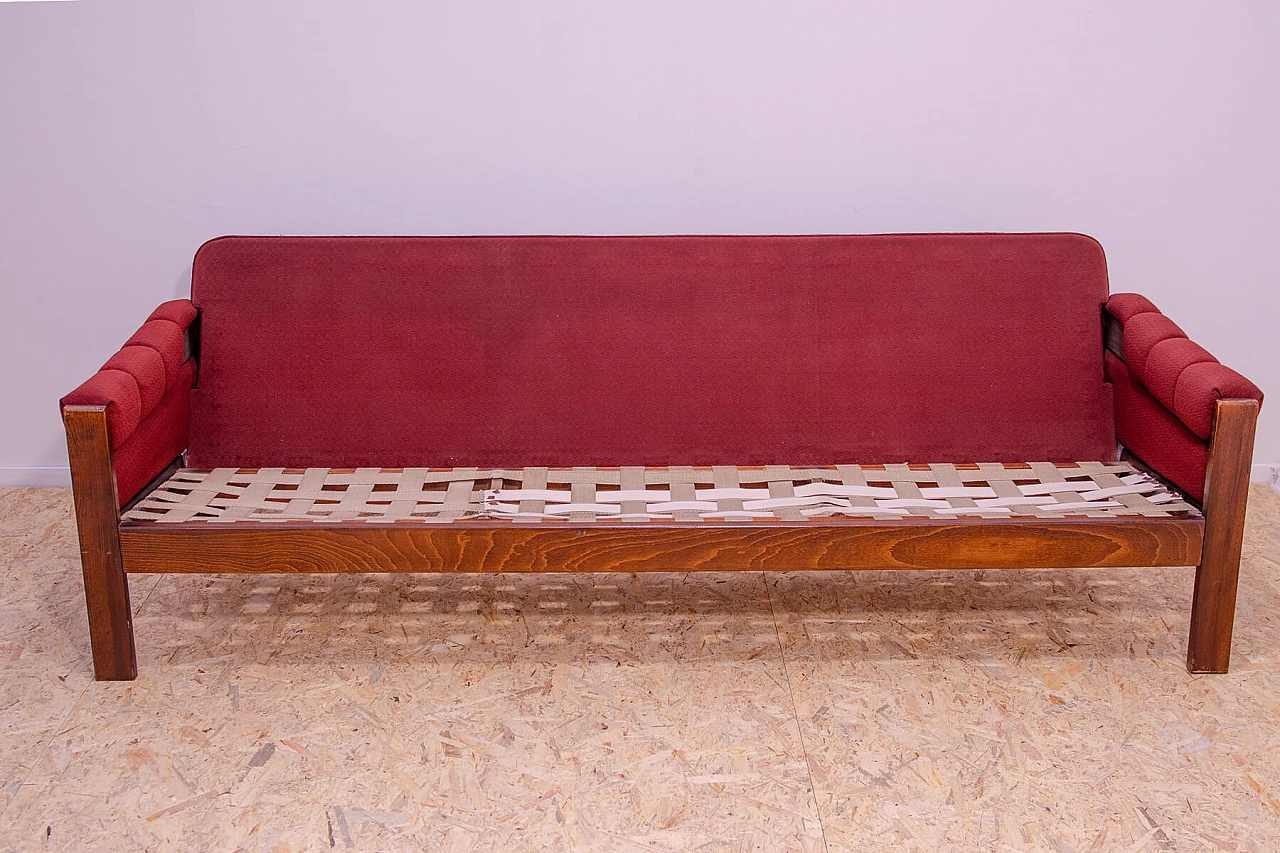 Divano stile scandinavo in faggio e tessuto rosso, anni '70 15