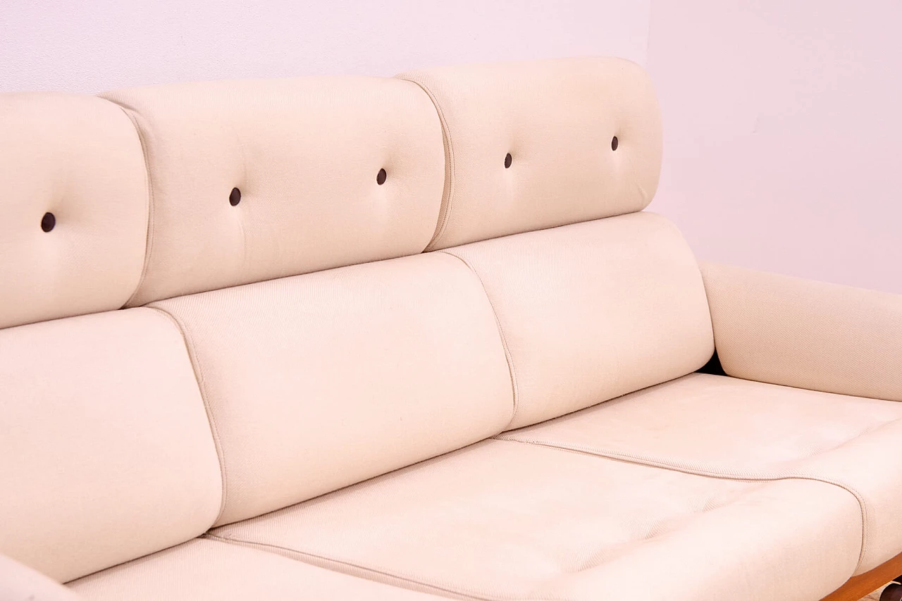 Divano a tre posti in faggio e tessuto con rotelle, anni '70 7