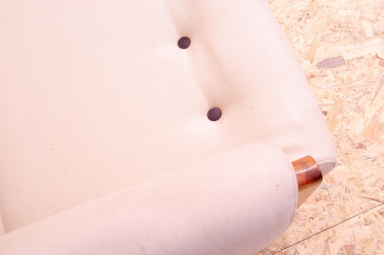 Divano a tre posti in faggio e tessuto con rotelle, anni '70 9