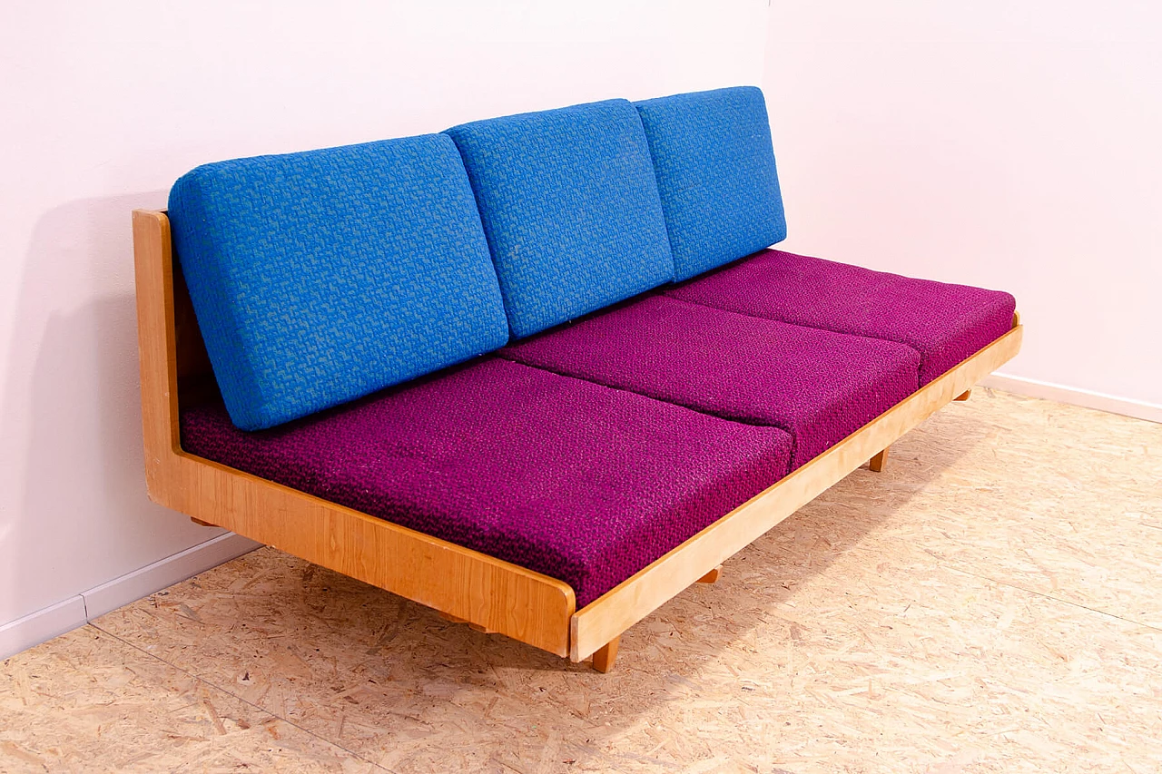 Divano letto in legno e tessuto bicolore di Jitona, anni '70 5
