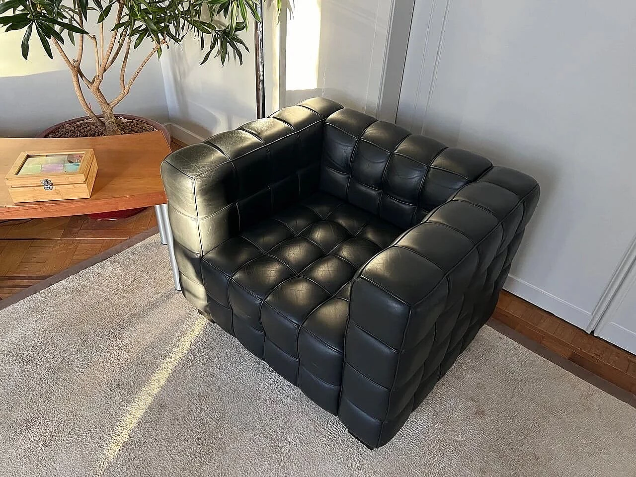 Kubus black leather armchair by Josef Hoffmann for Wittman 3
