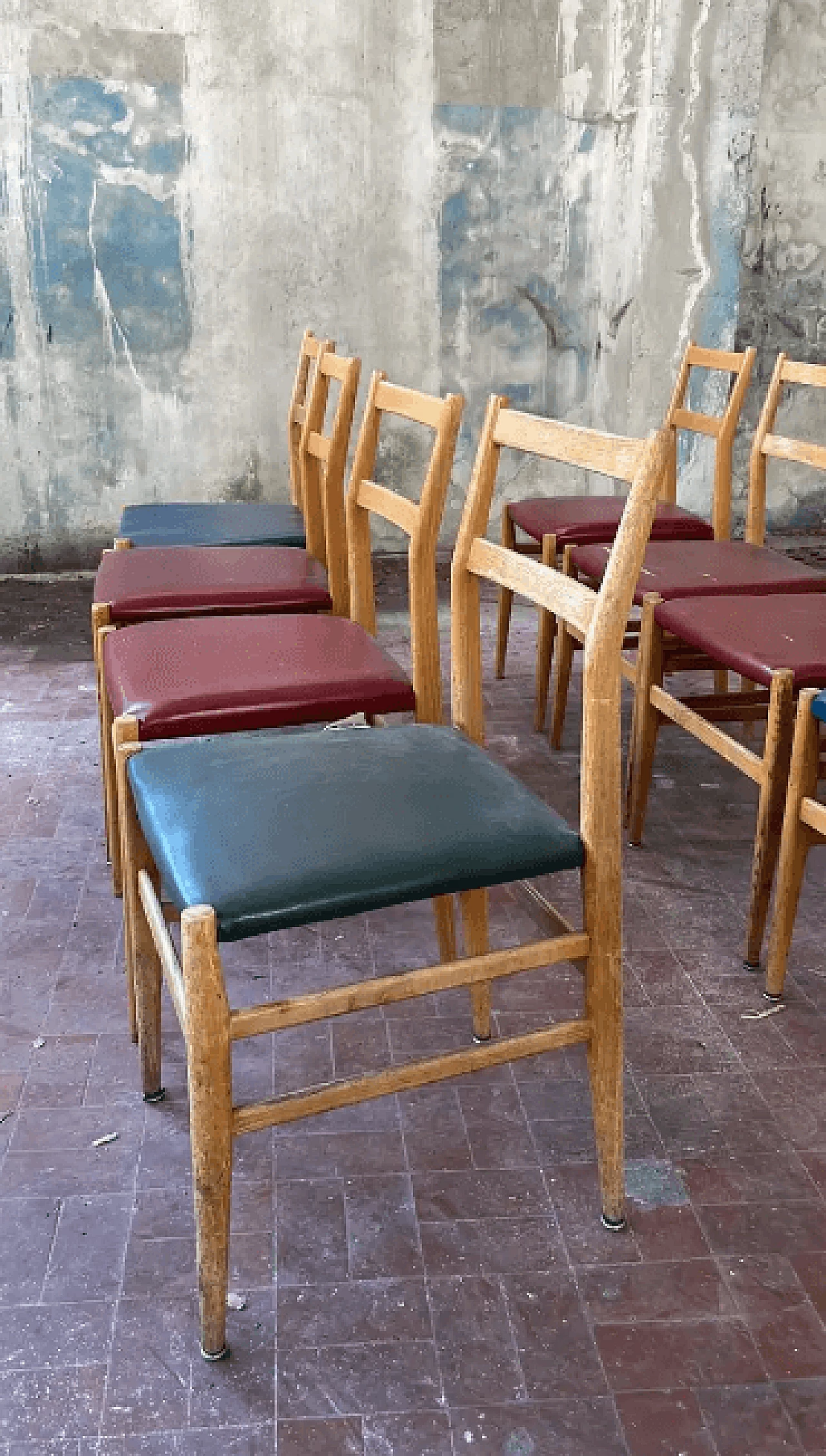 8 Sedie da pranzo Leggera in legno e pelle di Gio Ponti per Cassina, anni '70 5