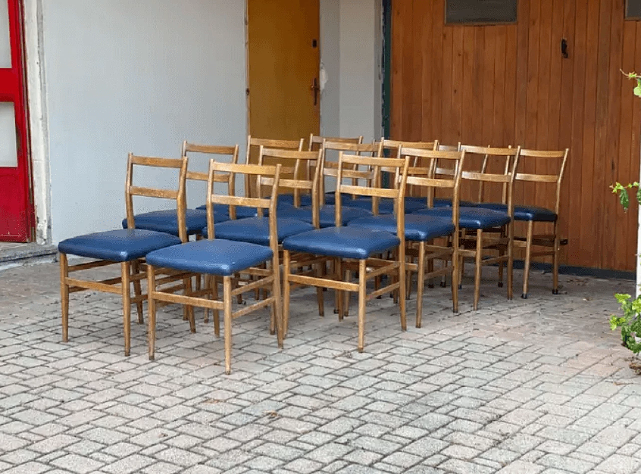 14 Dining chairs in wood and blue leather by Gio Ponti, 1970s 5