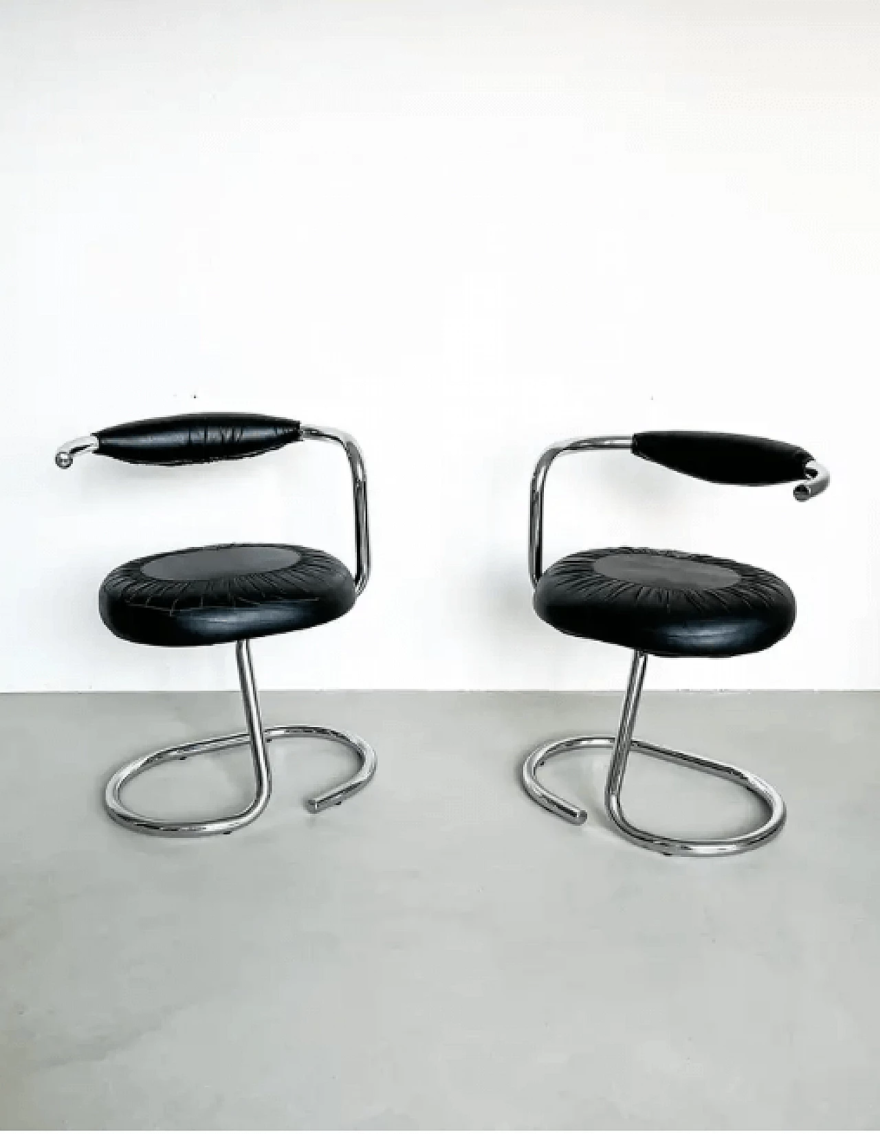 6 Cobra chrome-plated dining chairs in black leather by Giotto Stoppino, 1970s 4