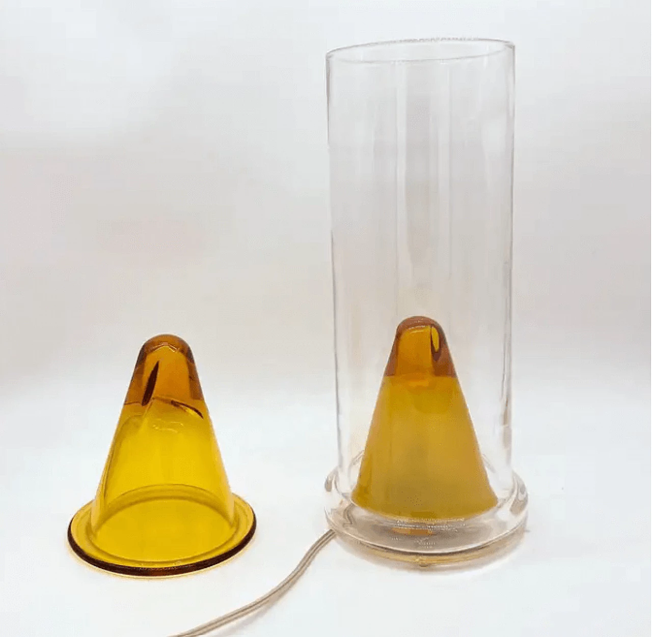 Nerolia, lampada da tavolo in vetro di Oluce, anni 2000 4